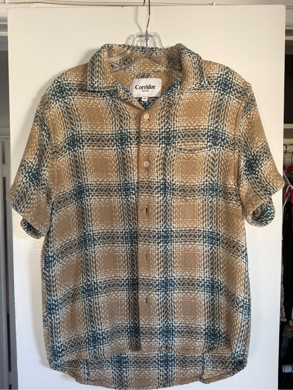 Corridor’s 100% Cotton Short-Sleeve Plaid Shirt in Beige and Teal